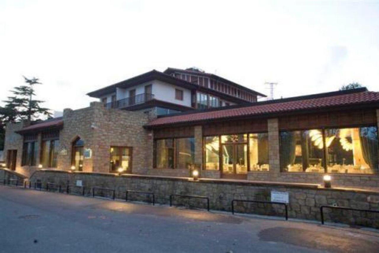 Apartamentos Turisticos Talaimendi Zarautz Exterior photo