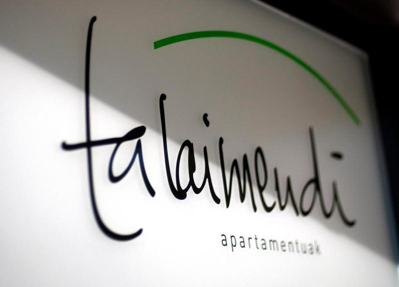 Apartamentos Turisticos Talaimendi Zarautz Exterior photo